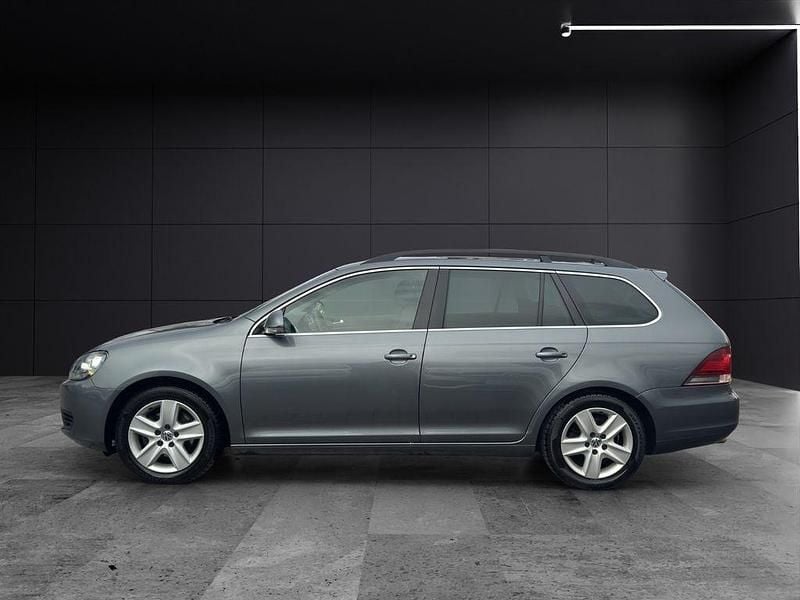 Gebraucht VW Golf VI Comfortline 122 PS (89 kW) 2010 Grau Kleinwagen