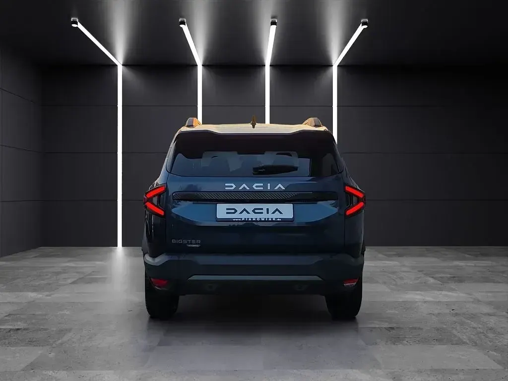 Neu Dacia Bigster Journey 158 PS (116 kW) 2026 Blau SUV