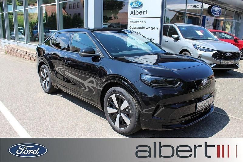 Schwarz Neu 2025 Ford Capri Extended Range SUV | 52.995 € (Teuer) - Bild 1/4