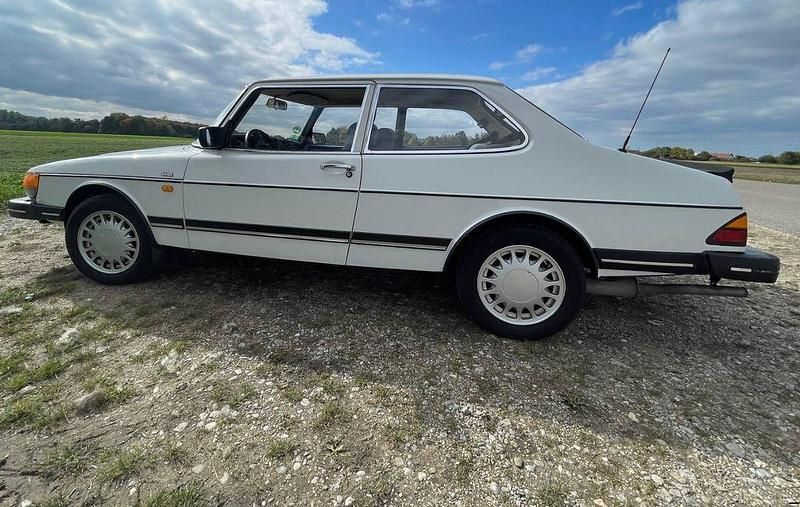 Gebraucht Saab 900 110 PS (80 kW) 1986 Weiß Limousine