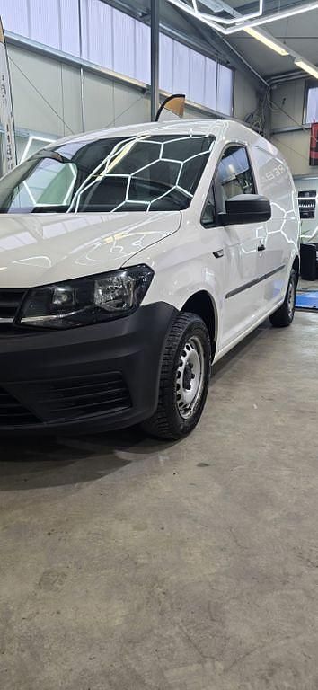 Gebraucht VW Caddy Maxi 102 PS (75 kW) 2018 Weiß Van / Kleinbus