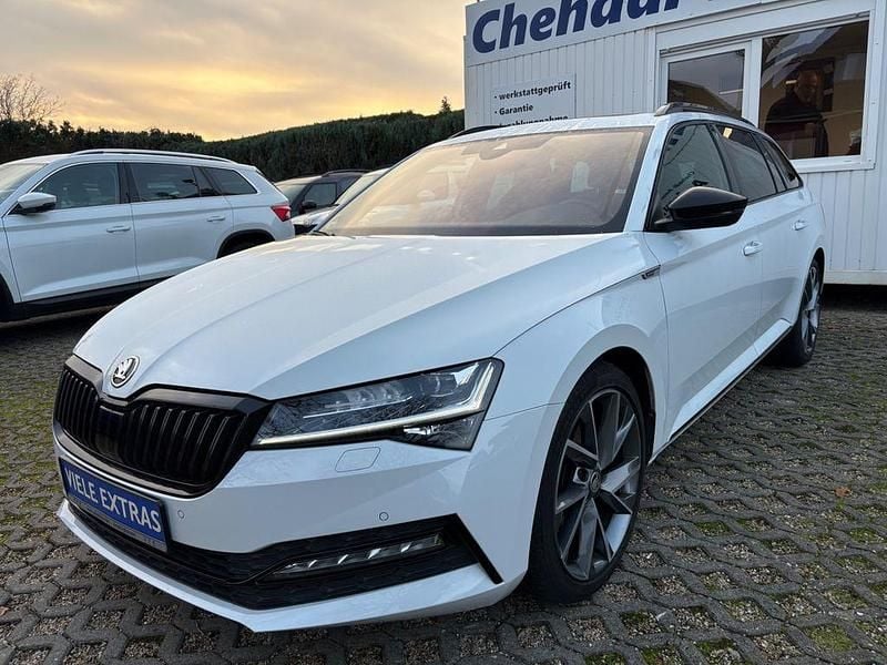 Gebraucht Skoda Superb SportLine 150 PS (110 kW) 2021 Weiß Kombi
