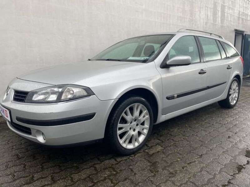 Silber Gebraucht 2007 Renault Laguna GrandTour Authentique Kombi | 2.990 € (Fairer Preis) - Bild 1/4