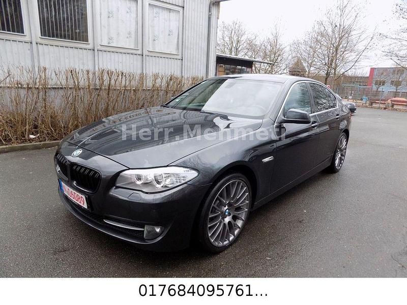 Gebraucht BMW 530 245 PS (180 kW) 2010 Grau Limousine