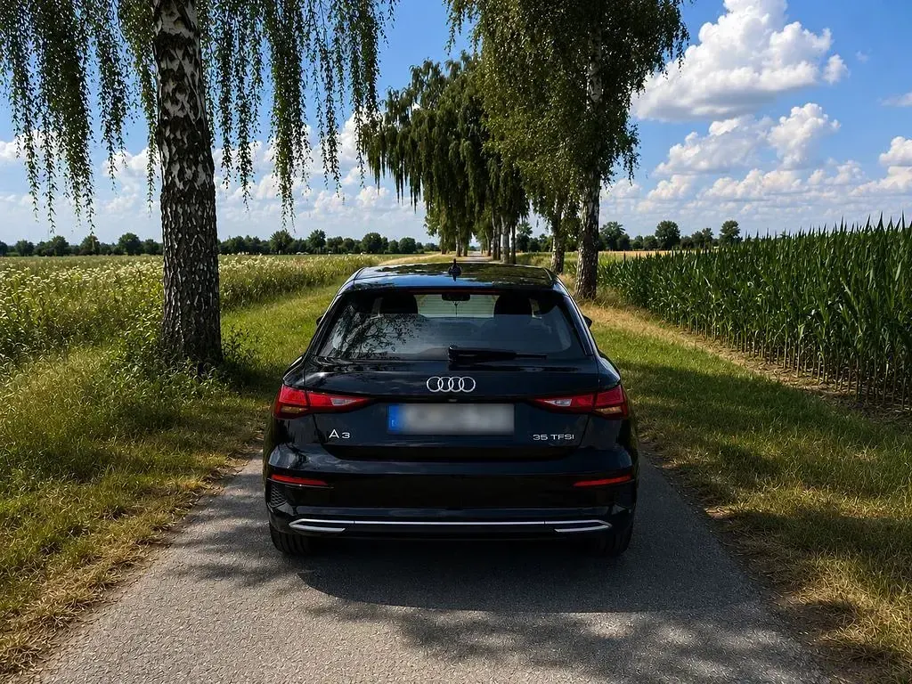 Gebraucht Audi A3 Advanced 150 PS (110 kW) 2020 Schwarz Limousine
