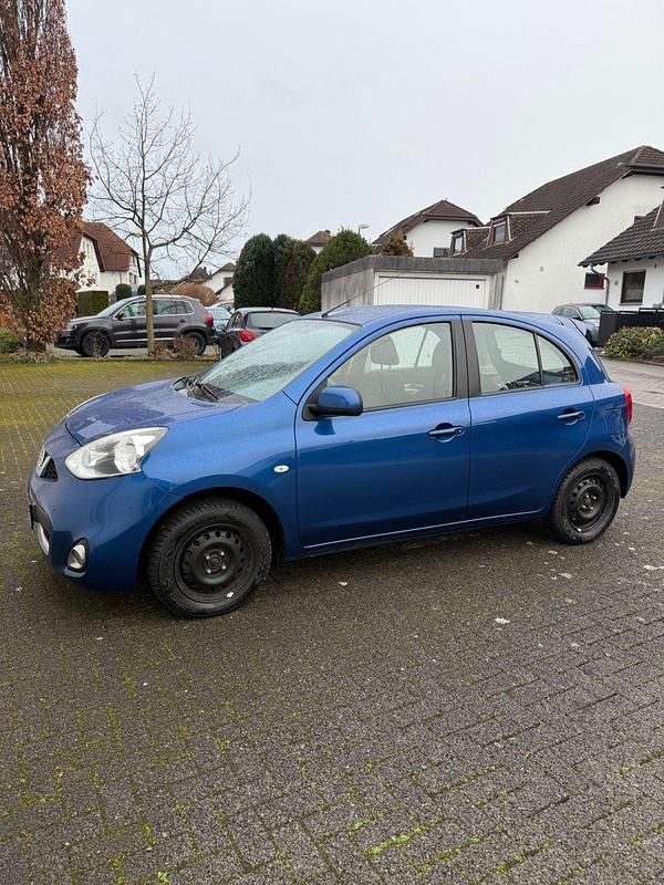 Blau Gebraucht 2016 Nissan Micra Acenta Kleinwagen | 5.990 € (Fairer Preis) - Bild 1/4