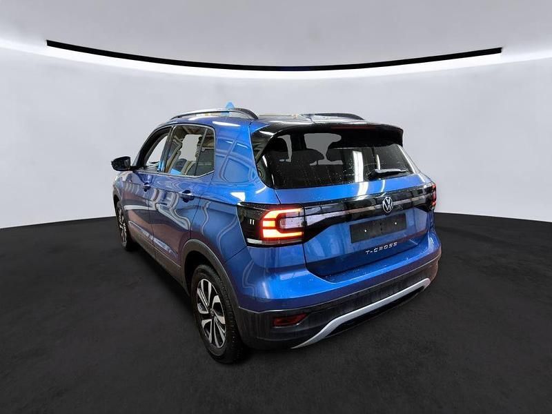 Gebraucht VW T-Cross Active 110 PS (80 kW) 2022 Blau SUV