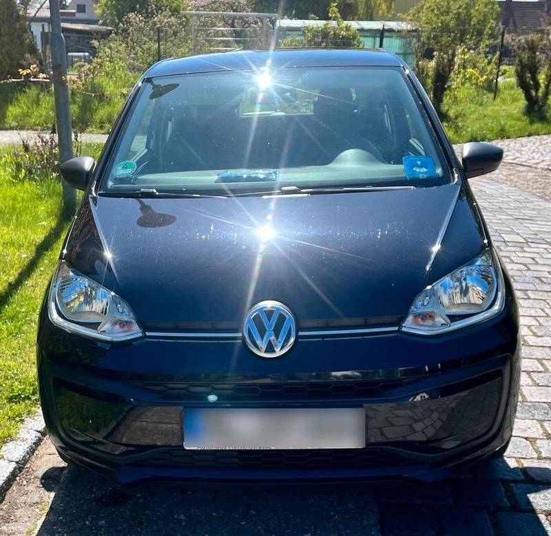 Second-hand VW up! 60 CP (44 kW) 2018 Negru Hatchback