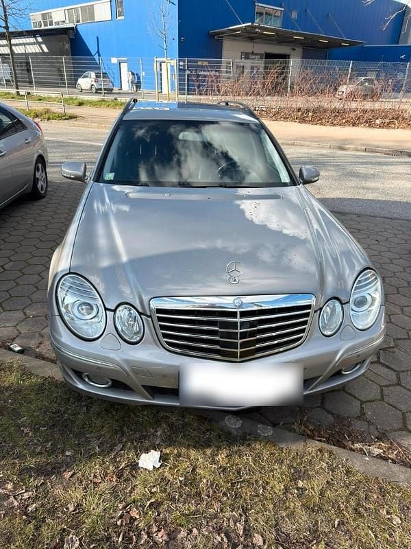 Gebraucht Mercedes E320 224 PS (164 kW) 2009 Silber Kombi