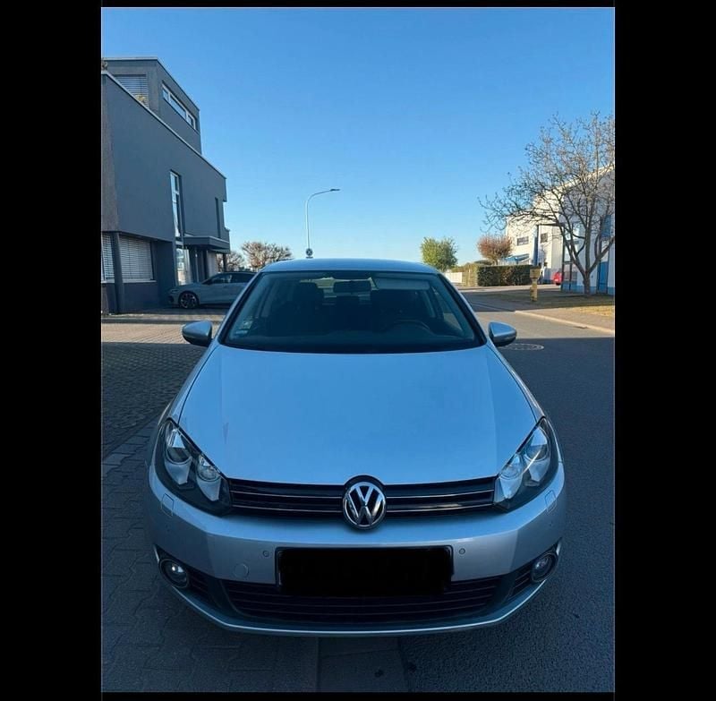 Gebraucht VW Golf VI 102 PS (75 kW) 2009 Grau Kleinwagen