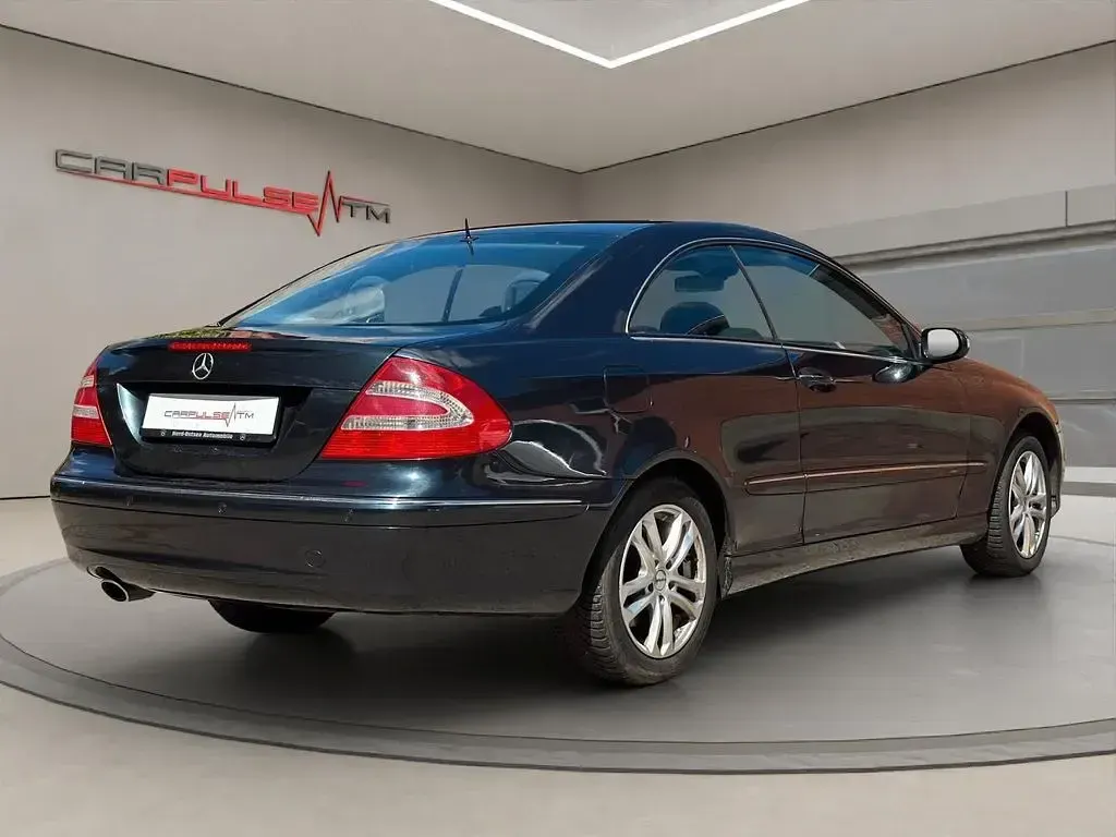 Gebraucht Mercedes CLK240 Avantgarde 170 PS (125 kW) 2002 Unbekannt (metallic) Coupé