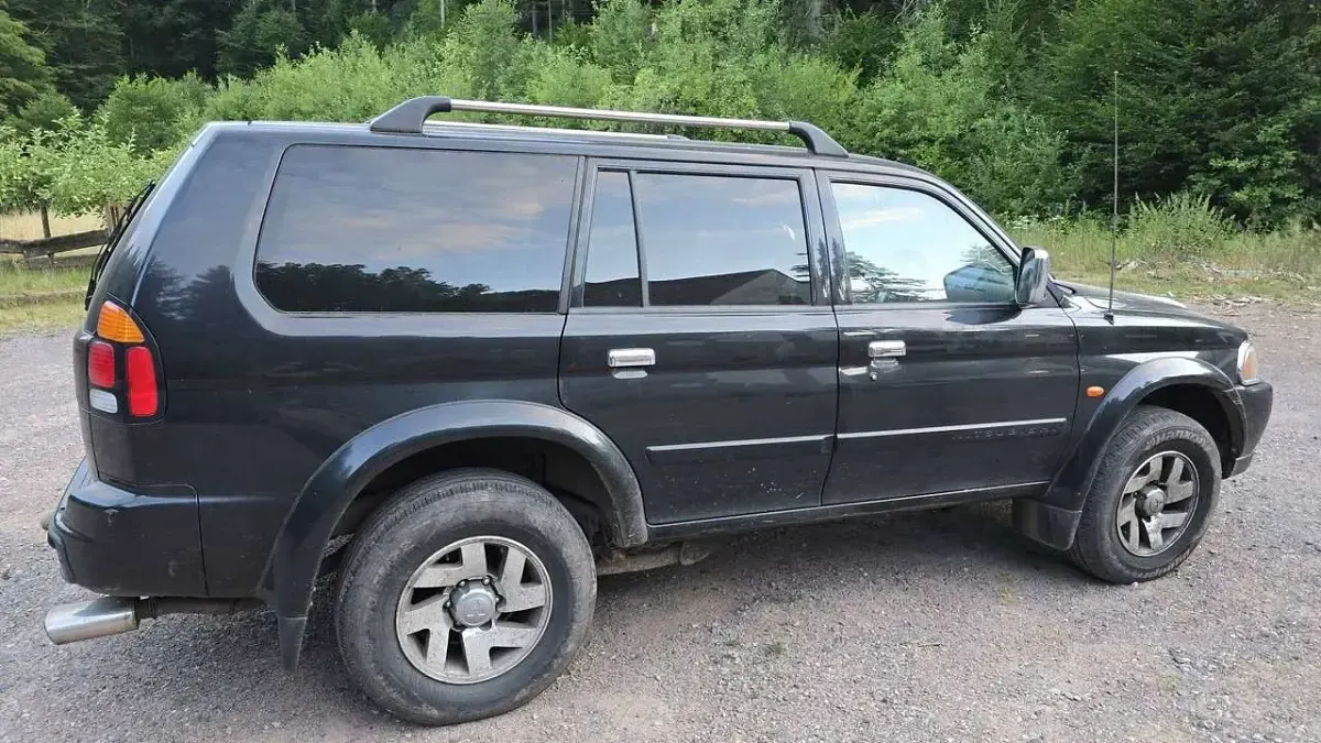 Gebraucht Mitsubishi Pajero Sport 116 PS (85 kW) 2003 Schwarz SUV