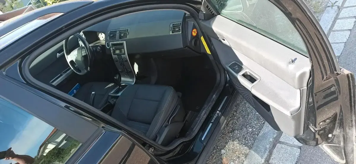 Gebraucht Volvo V50 220 PS (161 kW) 2004 Schwarz Kombi