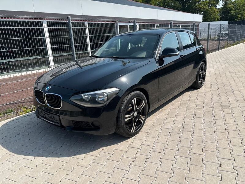 Schwarz Gebraucht 2012 BMW 116 Kleinwagen | 5.450 € (Guter Preis) - Bild 1/4