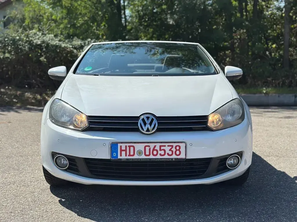 Gebraucht VW Golf Cabriolet 105 PS (77 kW) 2011 Weiß Cabrio