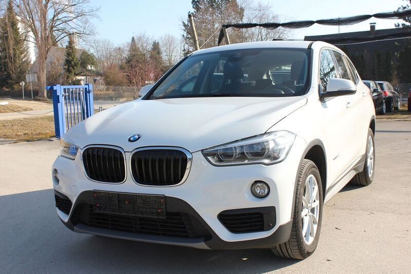 Weiß Gebraucht 2017 BMW X1 Advantage SUV | 17.450 € (Guter Preis) - Bild 1/4
