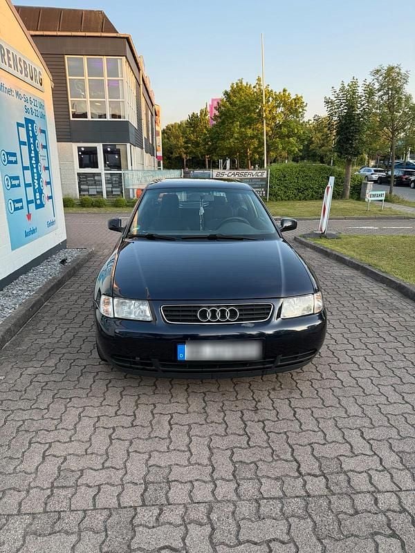 Blau Gebraucht 1998 Audi A3 Kleinwagen | 999 € (Superpreis) - Bild 1/4