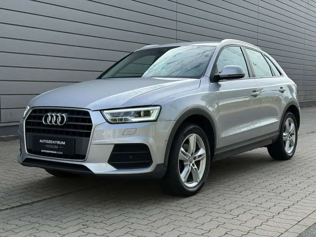 Gebraucht Audi Q3 Basis 150 PS (110 kW) 2018 Silber SUV