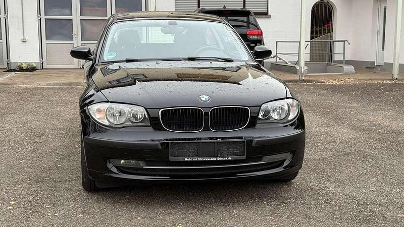 Gebraucht BMW 116 122 PS (89 kW) 2008 Schwarz ii Kleinwagen