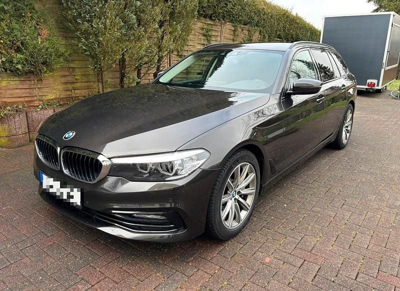 Gebraucht BMW 530 Sport Line 265 PS (194 kW) 2017 Braun Kombi