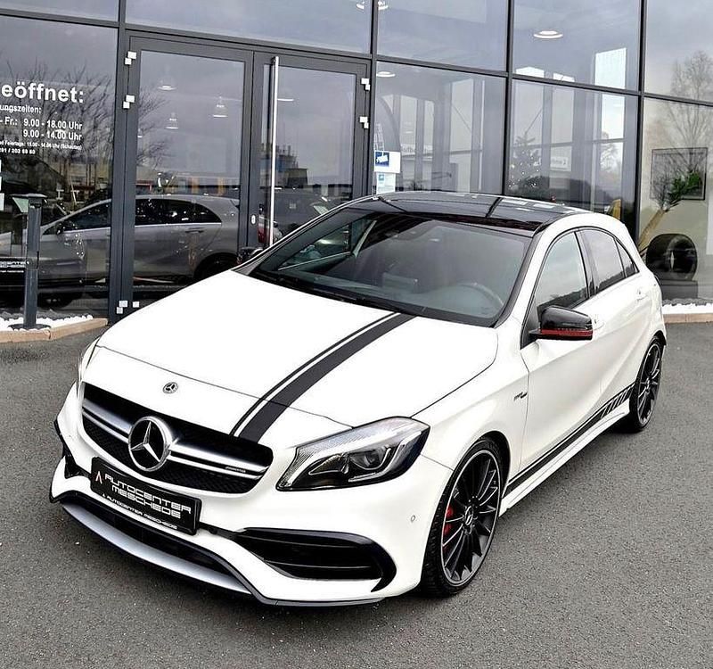 Weiß Gebraucht 2018 Mercedes A45 AMG AMG Limousine | 28.699 € - Bild 1/4