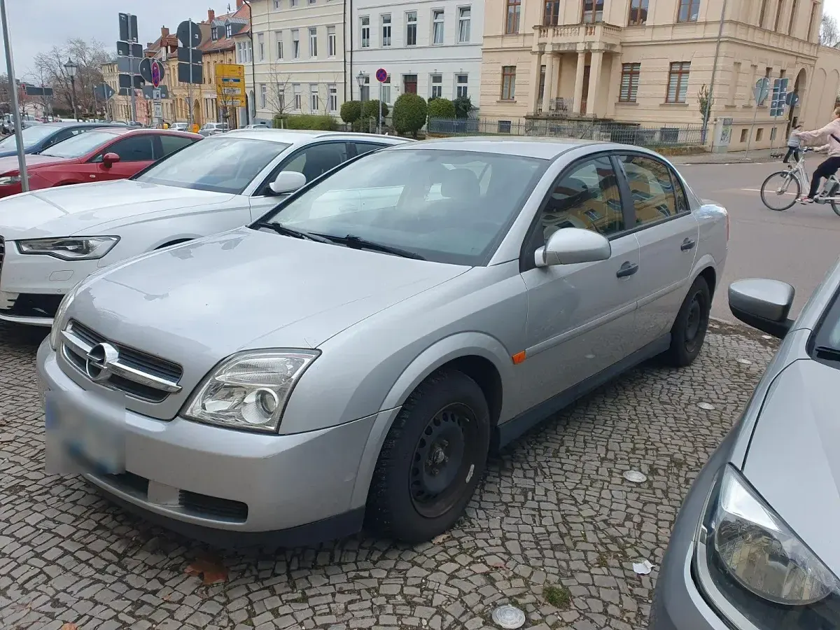 Gebraucht Opel Vectra 122 PS (89 kW) 2003 Silber Limousine