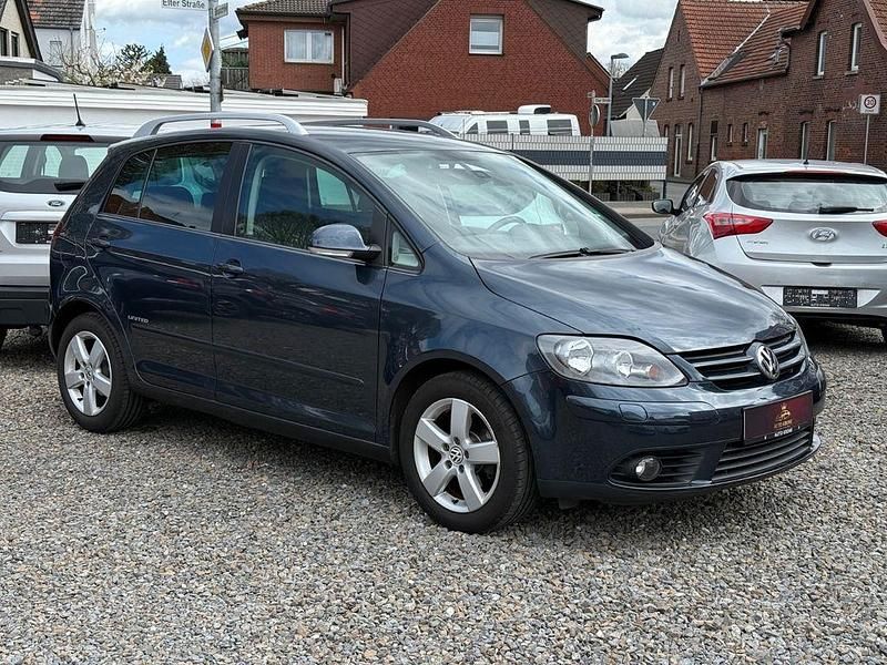 Gebraucht VW Golf VI United 102 PS (75 kW) 2008 Blau Kleinwagen