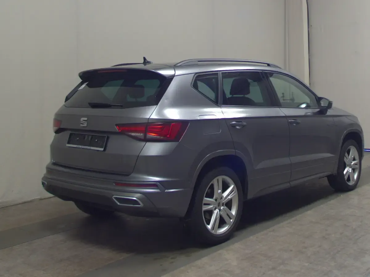 Gebraucht Seat Ateca FR-Line 150 PS (110 kW) 2023 Grau SUV