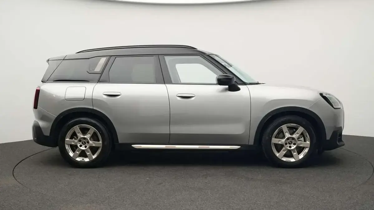Gebraucht Mini Countryman Favoured 225 kW (306 PS) 2025 Grau SUV