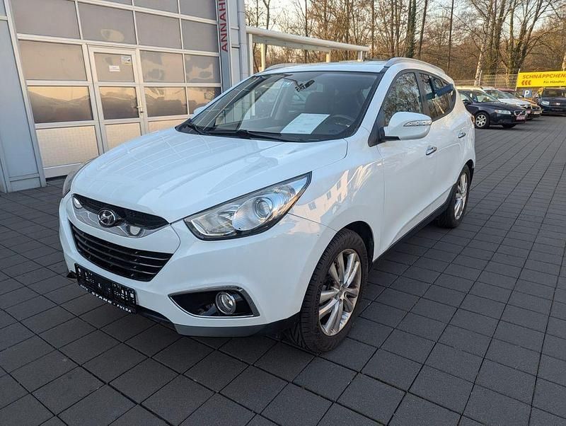Gebraucht Hyundai ix35 Style 163 PS (119 kW) 2011 Weiß SUV