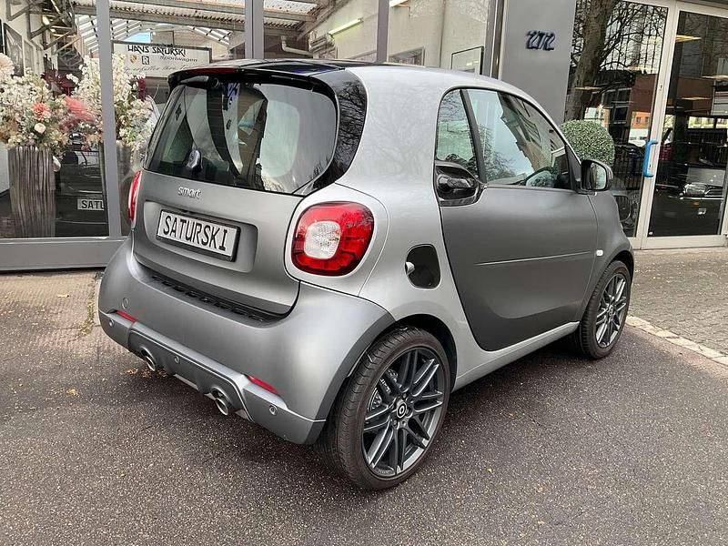 Gebraucht Smart ForTwo Coupé Brabus 90 PS (66 kW) 2015 Titanio grey matt Coupé