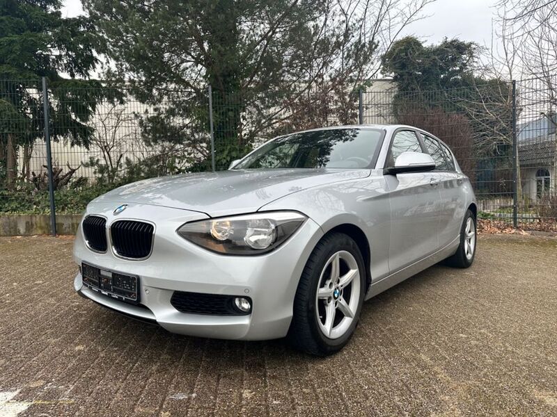 Silber Gebraucht 2015 BMW 116 Performance Kleinwagen | 11.999 € (Fairer Preis) - Bild 1/4