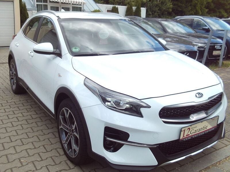 (wd) cararraweiss Gebraucht 2020 Kia XCeed Vision SUV | 18.500 € (Guter Preis) - Bild 1/2