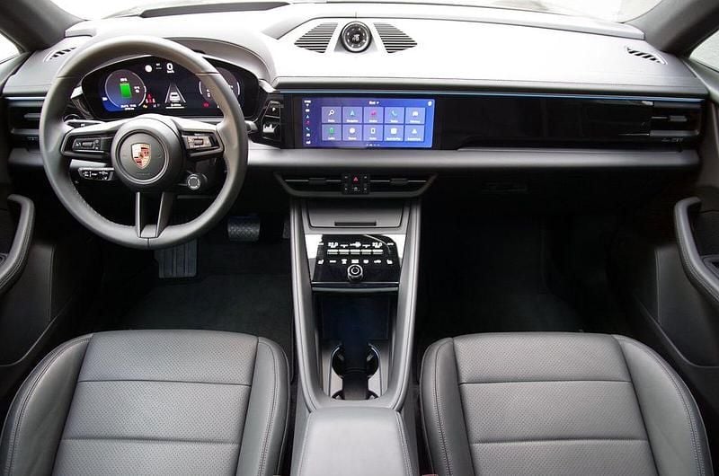 Gebraucht Porsche Macan 300 kW (408 PS) 2025 Schwarz SUV