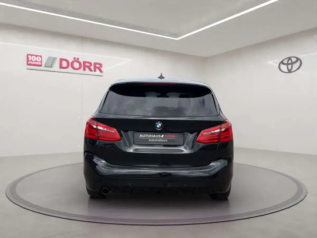 Gebraucht BMW 218 Active Tourer Advantage 136 PS (100 kW) 2014 Saphirschwarz metallic Van / Kleinbus
