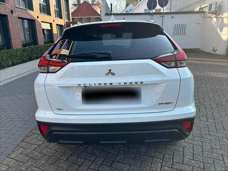 Gebraucht Mitsubishi Eclipse Cross 188 PS (138 kW) 2022 Weiß SUV