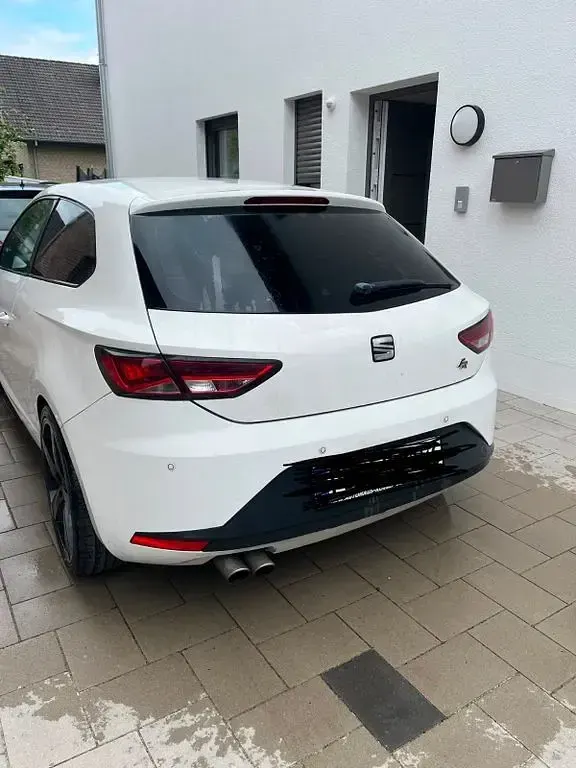 Gebraucht Seat Leon SC FR 140 PS (102 kW) 2013 Weiß Kleinwagen