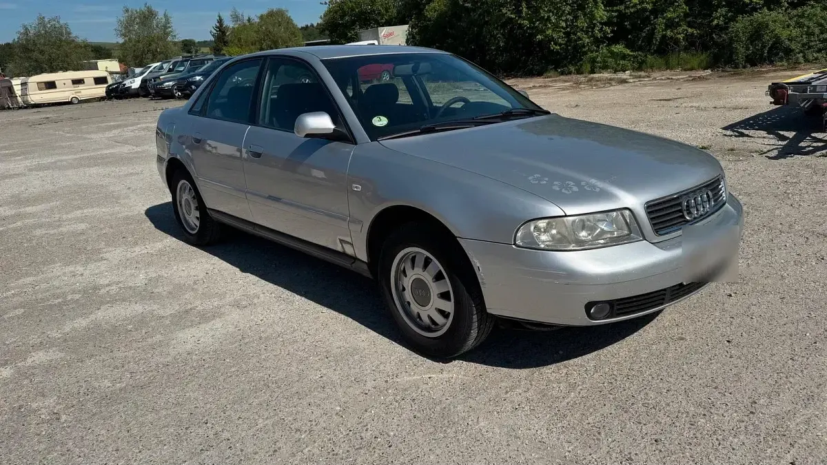 Gebraucht Audi A4 90 PS (66 kW) 1999 Limousine