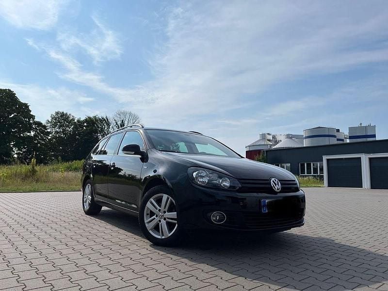 Schwarz Gebraucht 2012 VW Golf VII Match Limousine | 6.950 € (Superpreis) - Bild 1/4