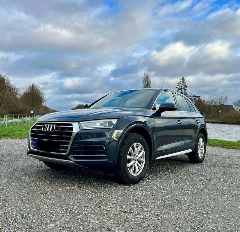 Gebraucht Audi Q5 Ambiente 190 PS (139 kW) 2019 Grau SUV