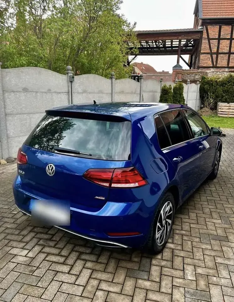 Gebraucht VW Golf VII Join 86 PS (63 kW) 2018 Blau Limousine