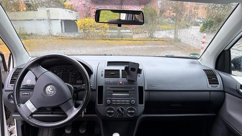 Gebraucht VW Polo 60 PS (44 kW) 2007 Weiß Kleinwagen