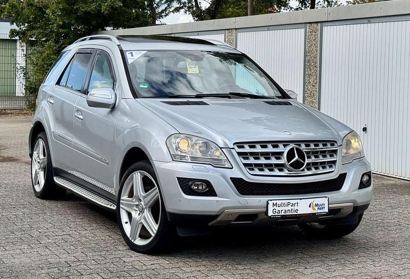 Silber Gebraucht 2009 Mercedes ML350 SUV | 11.200 € (Fairer Preis) - Bild 1/3