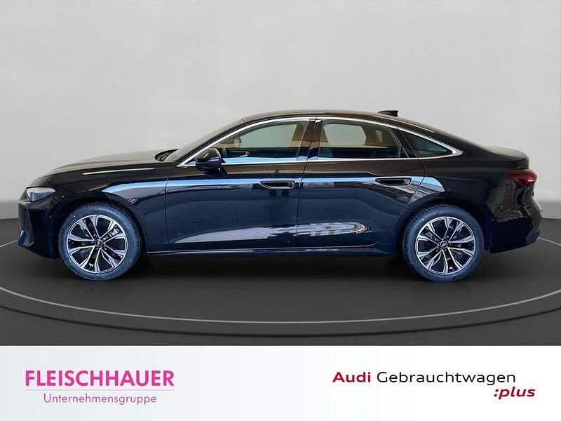 Second-hand Audi A5 Sport 204 CP (150 kW) 2025 Negru Berlinǎ