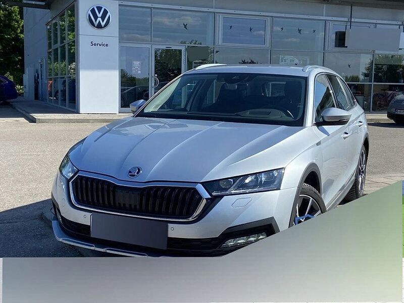Silber Gebraucht 2021 Skoda Octavia Kombi | 30.349 € (Teuer) - Bild 1/4