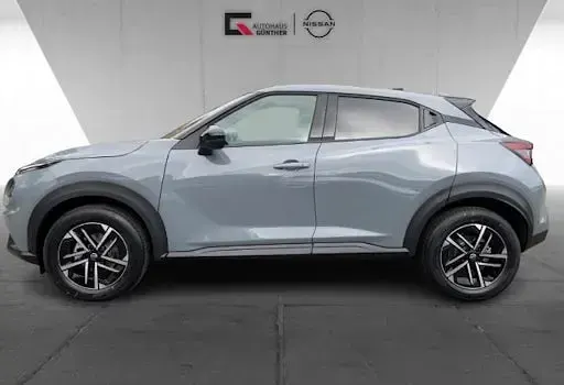 Neu Nissan Juke N-Connecta 114 PS (83 kW) 2025 Grau SUV