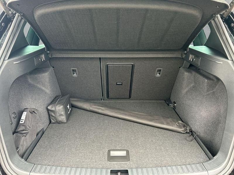 Neu Cupra Ateca 190 PS (139 kW) 2026 Schwarz SUV