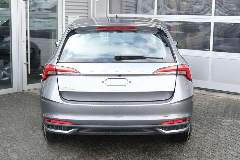 Neu Skoda Scala Selection 116 PS (85 kW) 2025 Graphite grau metallic Kleinwagen