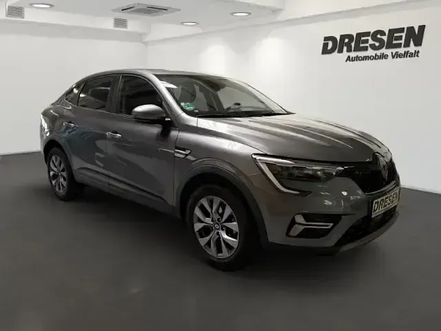 Usata Renault Arkana Evolution 140 CV (102 kW) 2024 Grigio SUV
