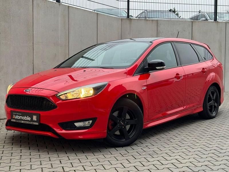 Rot Gebraucht 2017 Ford Focus ST-Line Kombi | 11.999 € (Fairer Preis) - Bild 1/4